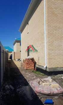 Дом 145м&sup2;, 2-этажный, участок 3 сот.  