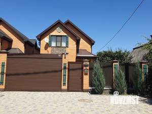 Дом 150м&sup2;, 2-этажный, участок 4 сот.  