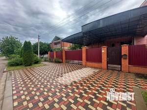 Дом 278м², 2-этажный, участок 10 сот.  