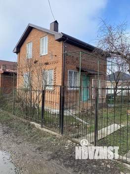 Дом 84м², 2-этажный, участок 8 сот.  