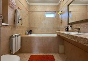Дом 145м², 2-этажный, участок 4 сот.  