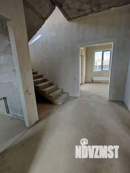 Дом 163м&sup2;, 2-этажный, участок 8 сот.  