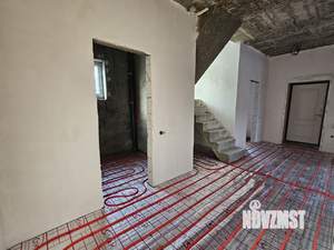 Дом 160м&sup2;, 2-этажный, участок 4 сот.  