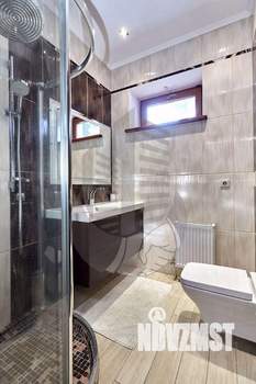 Дом 340м², 2-этажный, участок 13 сот.  