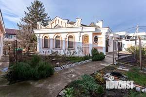 Дом 130м&sup2;, 1-этажный, участок 6 сот.  