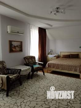 Дом 150м², 2-этажный, участок 5 сот.  