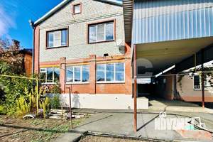 Дом 200м&sup2;, 2-этажный, участок 10 сот.  