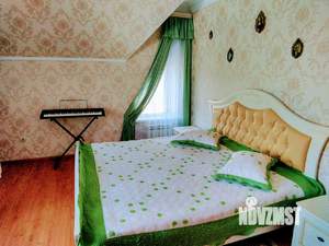 Дом 128м&sup2;, 2-этажный, участок 4 сот.  