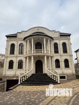 Дом 600м&sup2;, 3-этажный, участок 8 сот.  