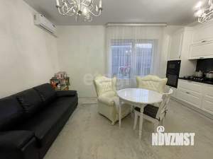 Дом 240м², 2-этажный, участок 400 сот.  