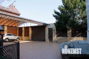 Дом 336м&sup2;, 2-этажный, участок 7 сот.  