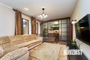 Дом 308м², 2-этажный, участок 8 сот.  