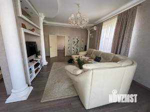 Дом 180м², 2-этажный, участок 4 сот.  