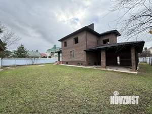 Дом 380м&sup2;, 3-этажный, участок 10 сот.  