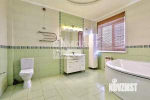 Дом 333м&sup2;, 3-этажный, участок 8 сот.  