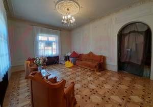 Дом 226м², 2-этажный, участок 6 сот.  