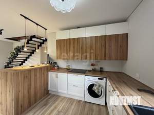 Дом 128м&sup2;, 2-этажный, участок 6 сот.  