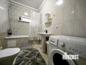 Дом 85м&sup2;, 20-этажный, участок 3 сот.  