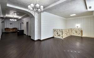 Дом 300м&sup2;, 2-этажный, участок 10 сот.  