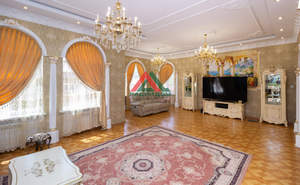 Дом 650м&sup2;, 5-этажный, участок 6 сот.  