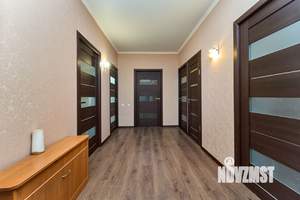 Дом 164м², 2-этажный, участок 4 сот.  