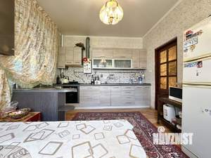 Дом 229м&sup2;, 2-этажный, участок 6 сот.  