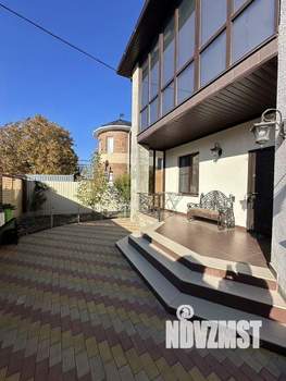 Дом 190м&sup2;, 2-этажный, участок 4 сот.  