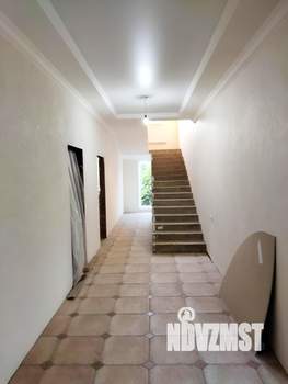 Дом 390м&sup2;, 3-этажный, участок 11 сот.  