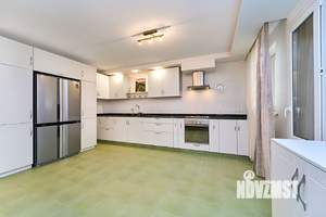 Дом 230м², 2-этажный, участок 8 сот.  