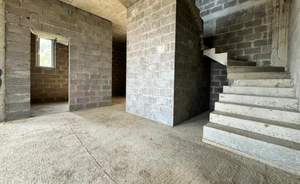 Дом 300м&sup2;, 2-этажный, участок 6 сот.  