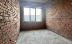 Дом 270м&sup2;, 2-этажный, участок 6 сот.  