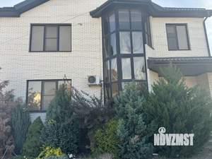 Дом 205м&sup2;, 2-этажный, участок 10 сот.  