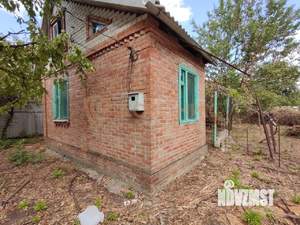 Дом 25м&sup2;, 2-этажный, участок 6 сот.  