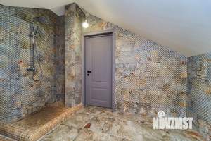 Дом 350м², 2-этажный, участок 15 сот.  