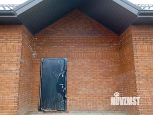 Дом 180м&sup2;, 2-этажный, участок 6 сот.  