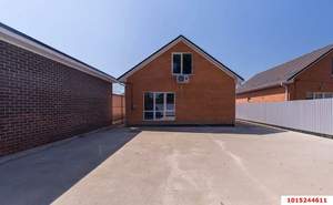 Дом 138м&sup2;, 2-этажный, участок 4 сот.  