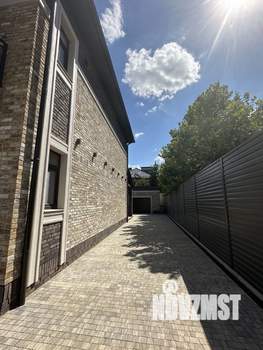 Дом 380м&sup2;, 2-этажный, участок 9 сот.  