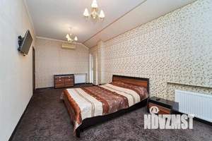 Дом 215м², 2-этажный, участок 1 сот.  