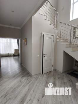 Дом 151м², 2-этажный, участок 3 сот.  