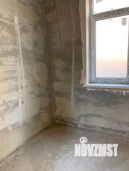 Дом 145м&sup2;, 2-этажный, участок 4 сот.  