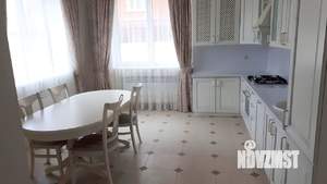 Дом 275м², 2-этажный, участок 5 сот.  