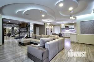 Дом 296м², 2-этажный, участок 7 сот.  