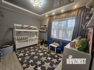 Дом 174м², 2-этажный, участок 8 сот.  