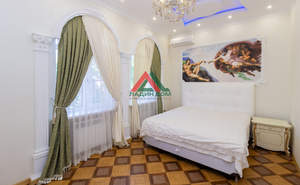 Дом 650м&sup2;, 5-этажный, участок 6 сот.  