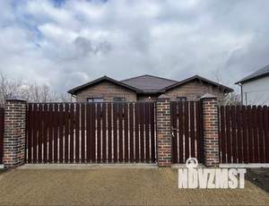 Дом 170м&sup2;, 1-этажный, участок 6 сот.  