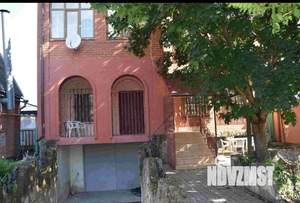 Дом 344м&sup2;, 2-этажный, участок 8 сот.  