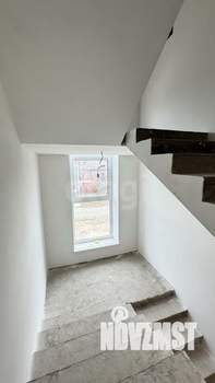 Дом 240м², 2-этажный, участок 8 сот.  