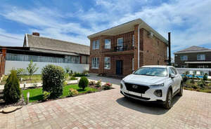 Дом 242м&sup2;, 2-этажный, участок 6 сот.  