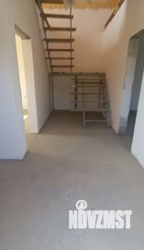 Дом 120м&sup2;, 2-этажный, участок 4 сот.  