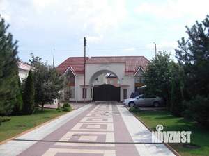 Дом 650м², 3-этажный, участок 30 сот.  